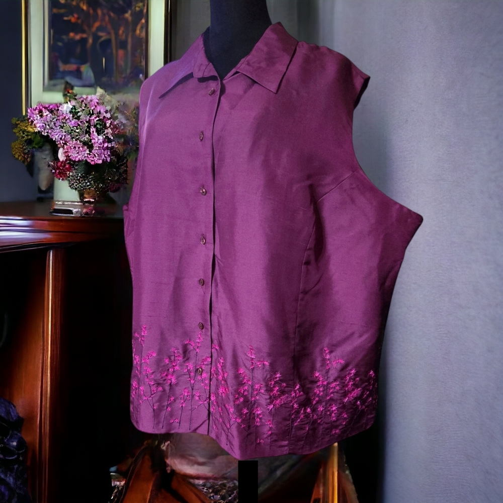 NWT ICE ( 3X ) SILK Wine Colored Sleeveless Short Waist Embroidered Floral Trim